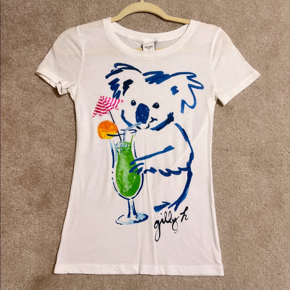 Gilly Hicks T-Shirt